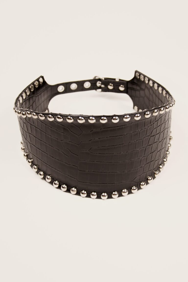 CROC-EMBOSSED LEATHER BELT